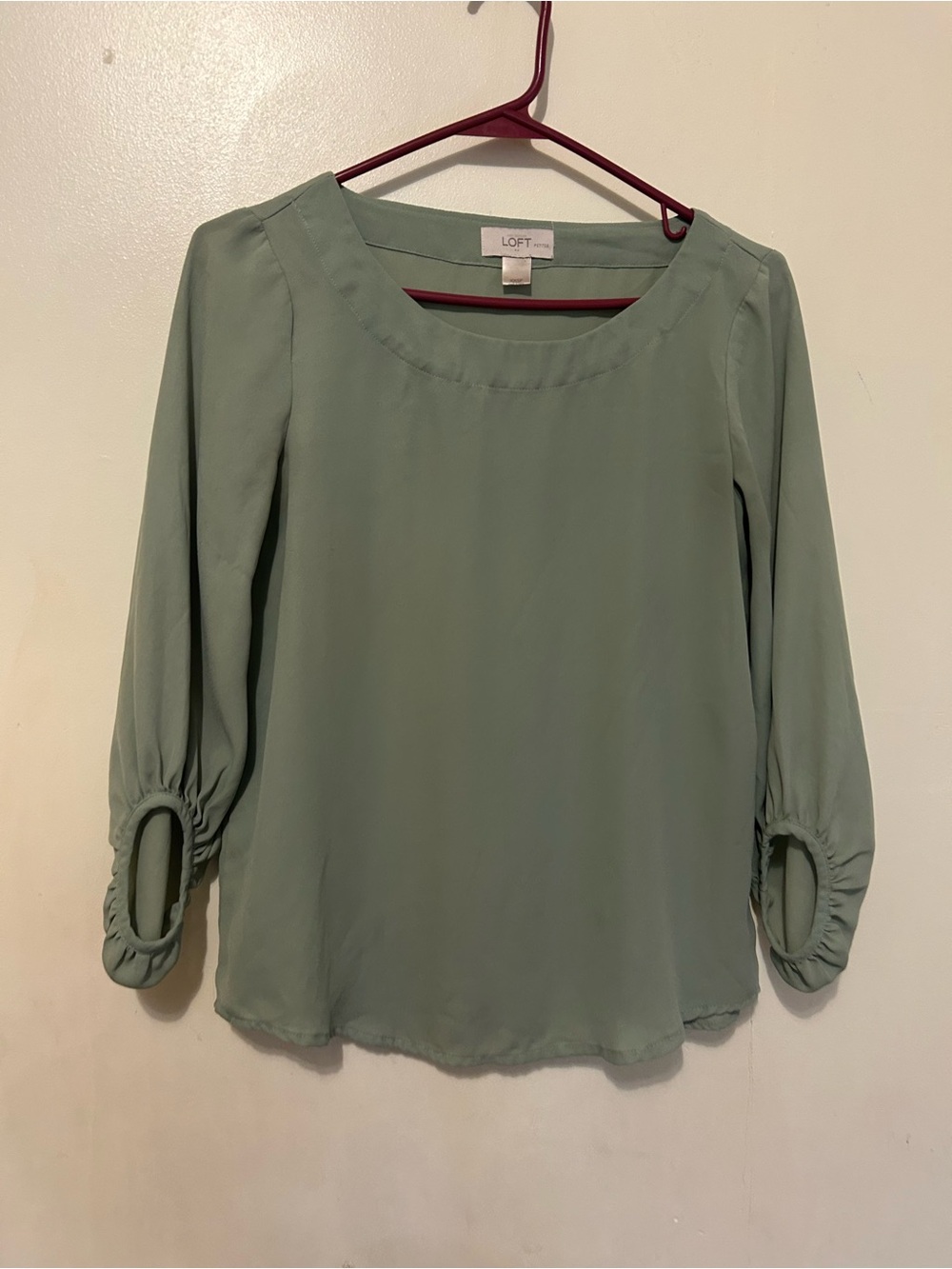 LOFT Sage Green Scoop Neck Blouse with 3/4 Sleeves Sz XXSP
